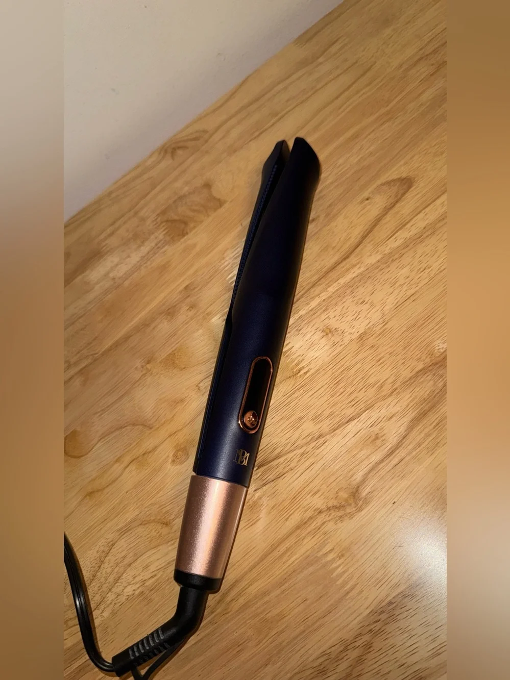 Badgley Mischka Twisted 2-In-1 Flat/Curling Styling Iron